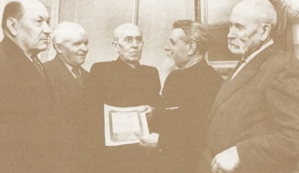 Робітники фабрики. Джерело: ЗМІСТ Заводи Полтави