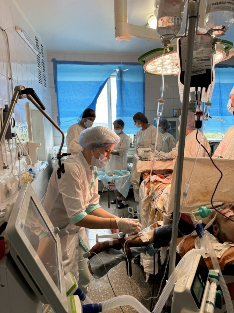 Як медики Полтави пережили обстріл Інституту звʼязку