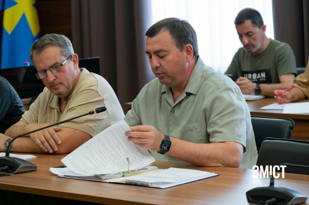 Вадим Євтухов з Держаудитслужби розповів, що підрядника має 4 працівників