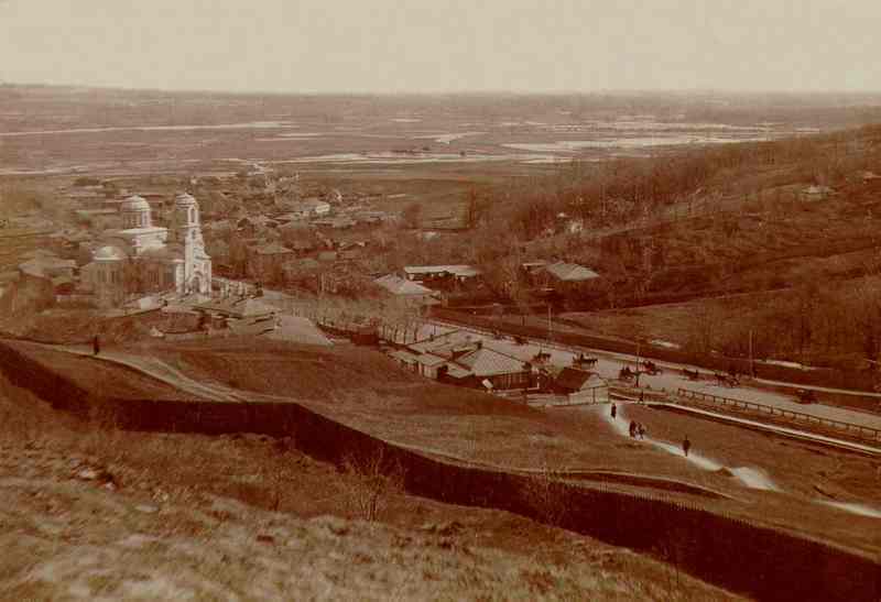Вид на Поділ та церкву Різдва Богородиці. ХХ століття. Джерело: «Стара Полтава»