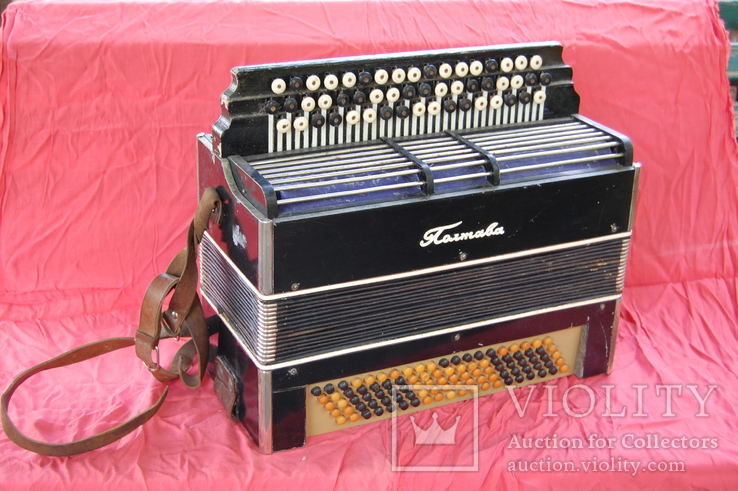 Баян «Полтава». Джерело: Violity