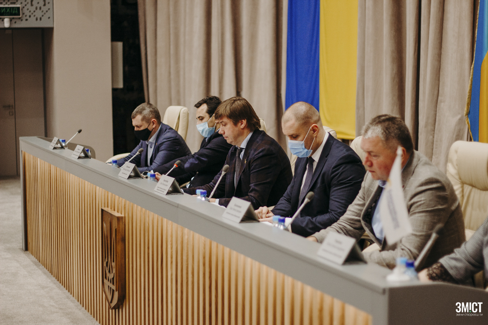 Президія Полтавської обласної ради після обрання заступників голови, 2021 рік