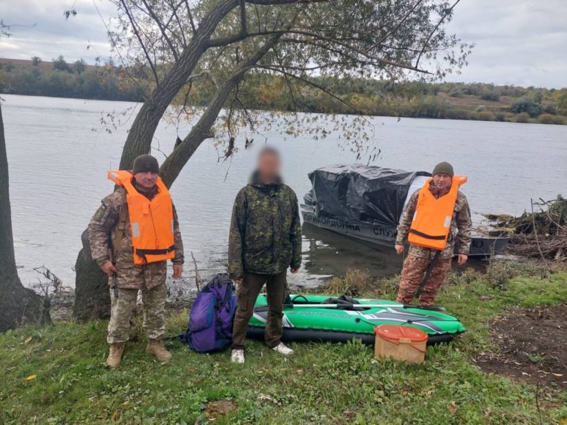 Чоловіки намагалися незаконно перетнути кордон