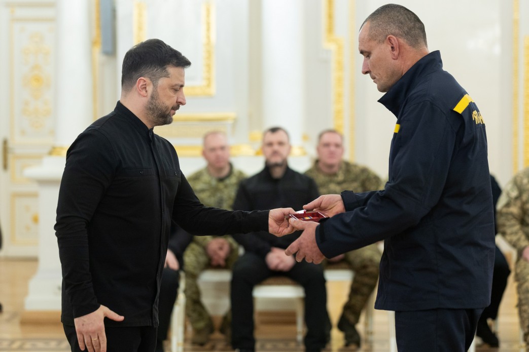 Вручення нагороди Олександру Конотопу