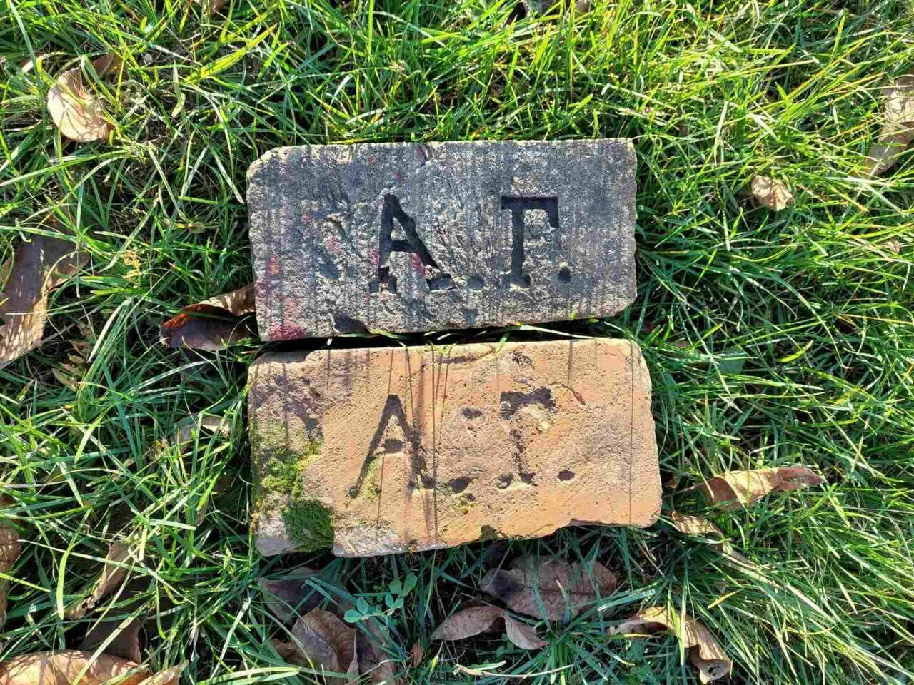 Цегла з Ярошівського заводу Августа Гауха