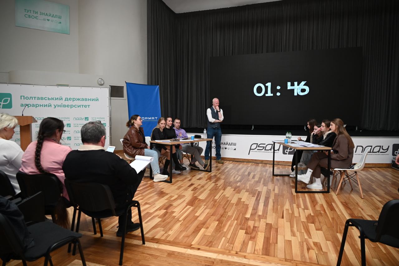 Дебатний турнір  «Неформату»