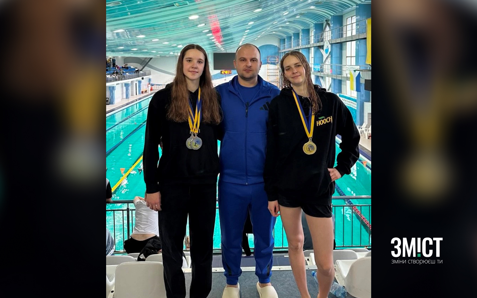 Юлія Ткаченко та Ольга Філімонова з тренером