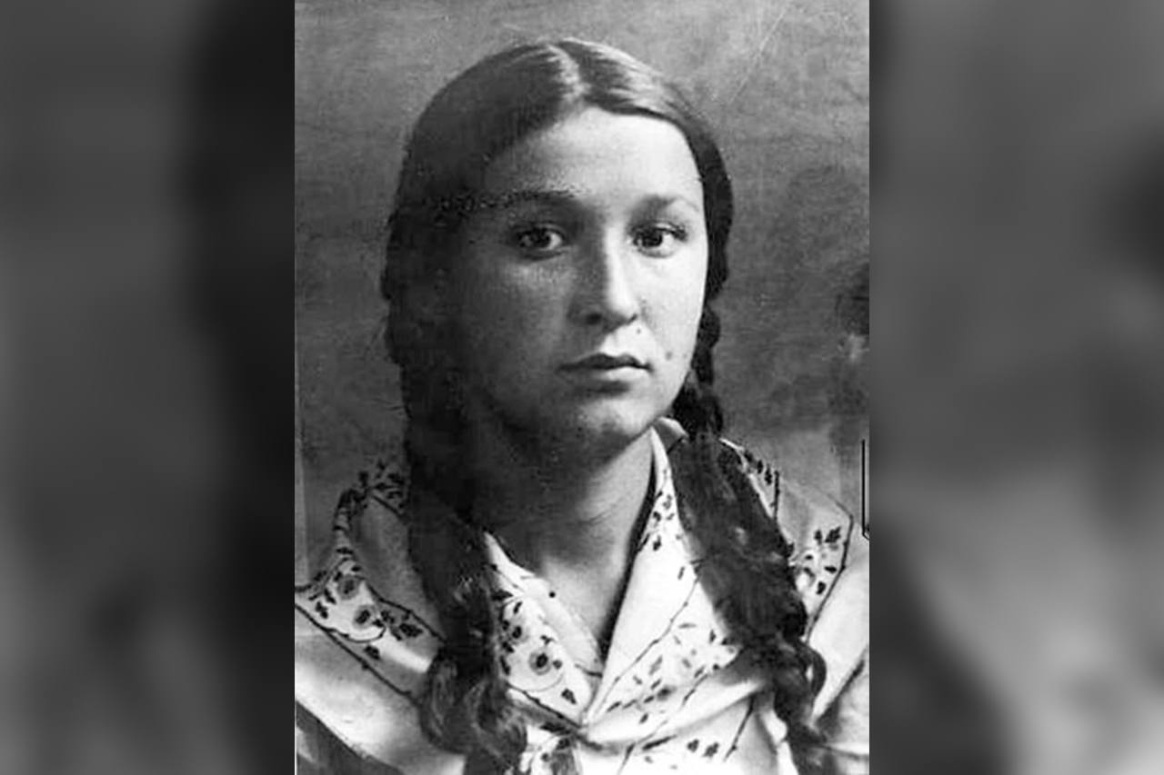 Письменниця Галина Орлівна