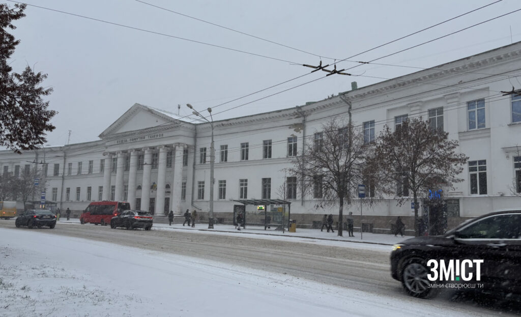 Снігопад у Полтаві 26 грудня 2025 року. Ілюстративне фото