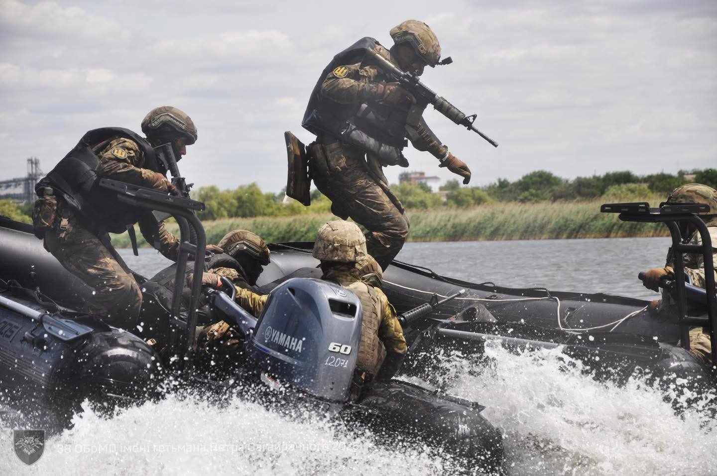 Полтавців запрошують долучитися до служби підтримки військових морської піхоти