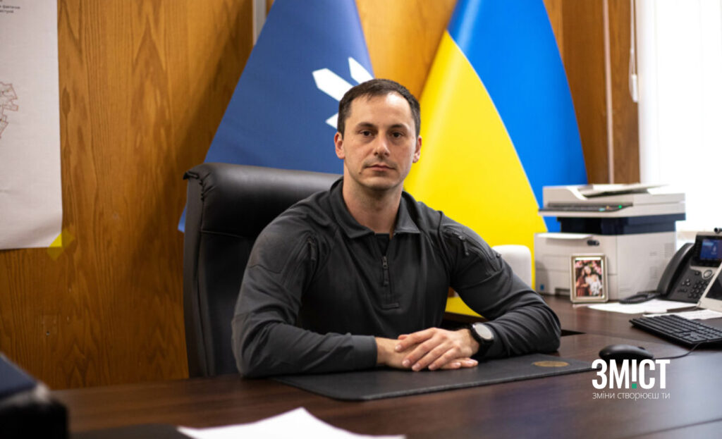 Денис Маньковський керівник під чиїм наглядом працює Іван Саленков