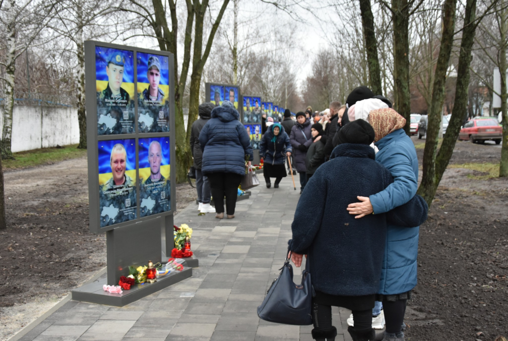 На Полтавщині відкрили Алею Слави