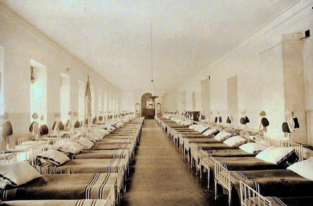 спальня кадетів Кадетський корпус