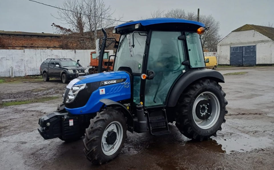 Трактори для молодих фермерів Полтавщини від японських партнерів