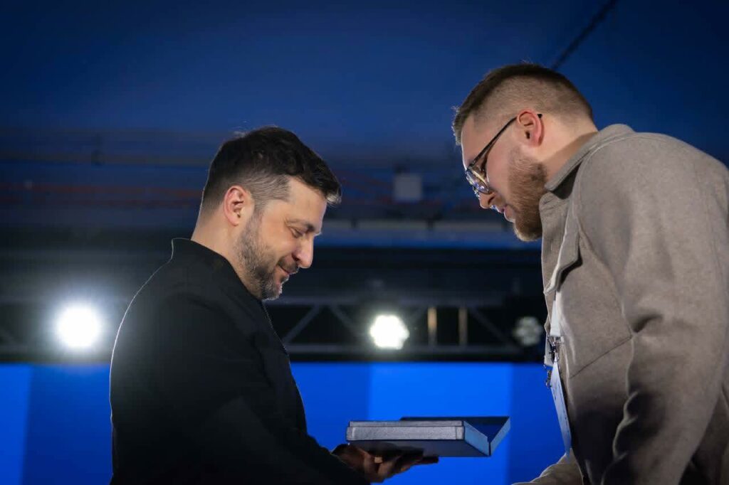 валерій дружинін