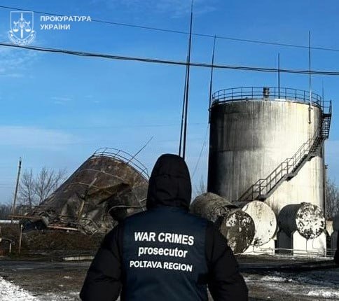 Удар по енергооб’єкту та приватному будинку на Полтавщині кваліфікували як воєнний злочин