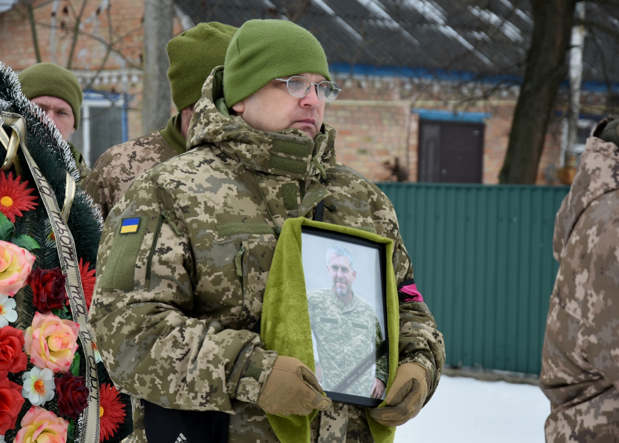 Прощання з Віктором Єною