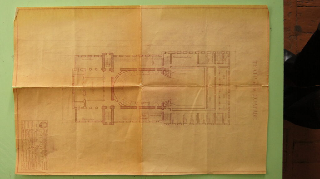 креслення будівлі «Колосу»