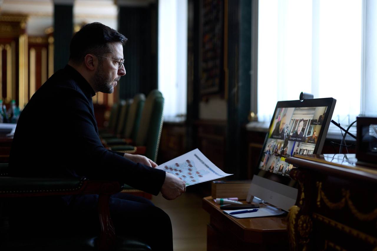 Президент України Володимир Зеленський на нараді