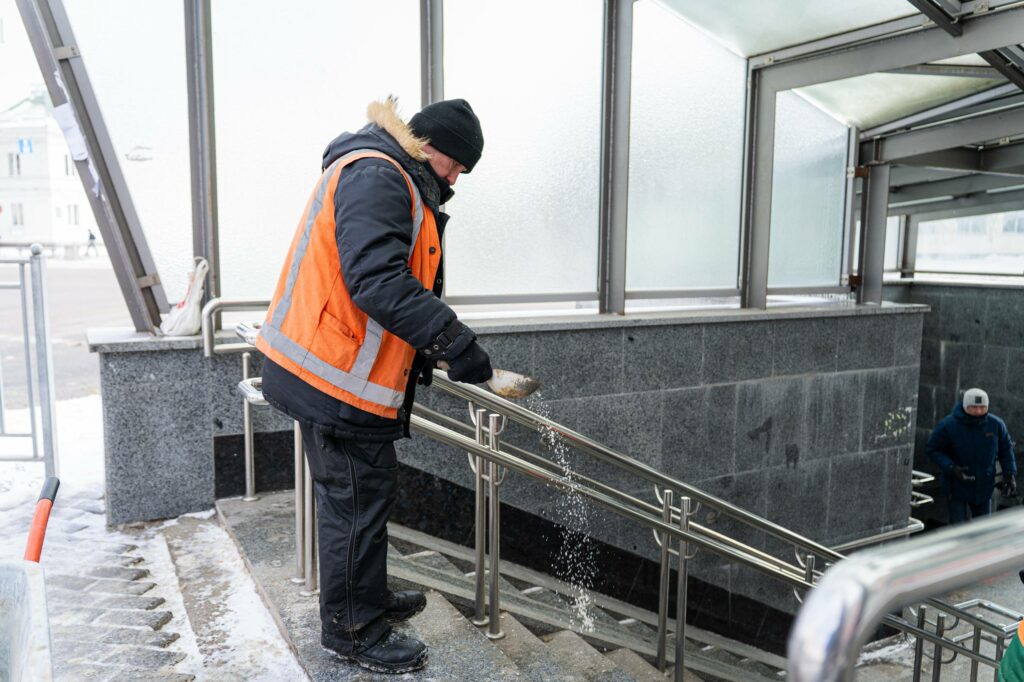 усунення наслідків негоди