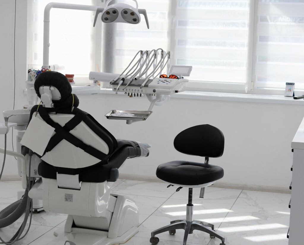 ТОП – 3 стоматології Полтави, де якісно лікують зуби