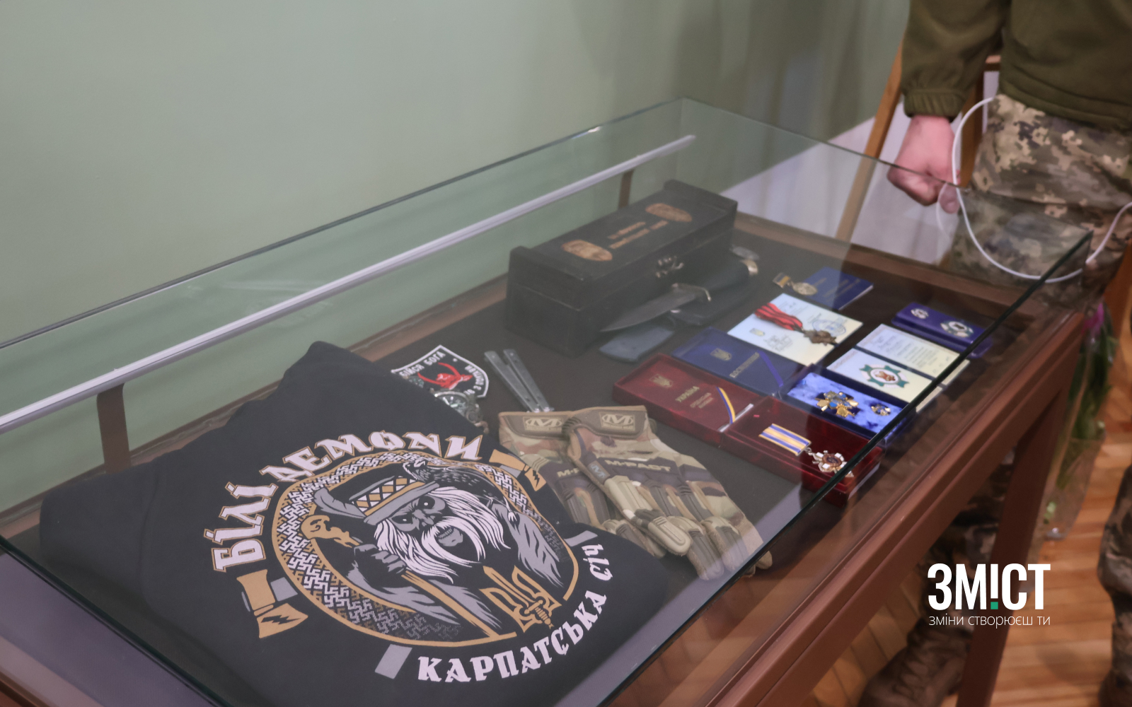 Родина передала речі Володимира В’язуна до музею