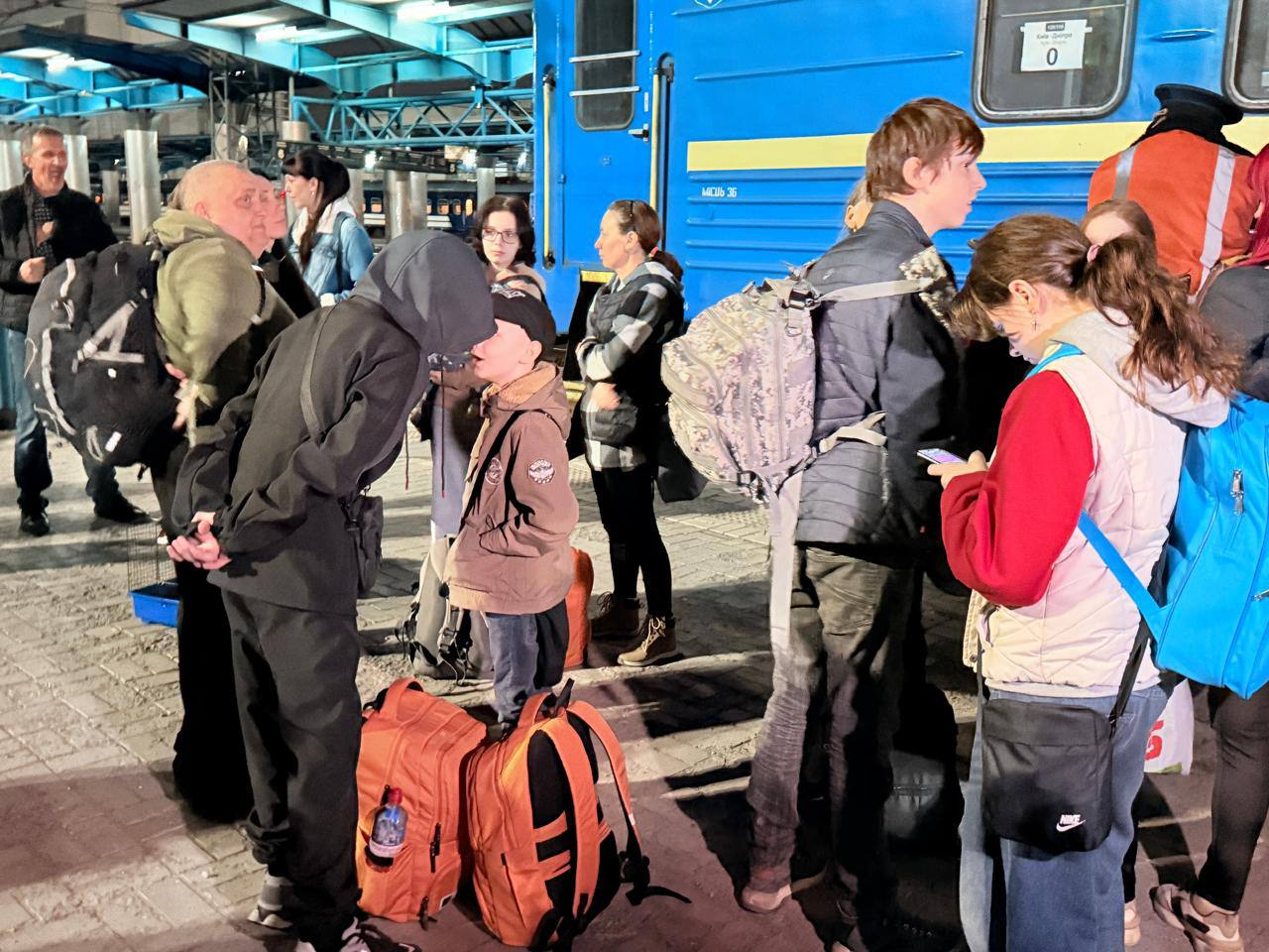 Евакуація з прифронтових регіонів