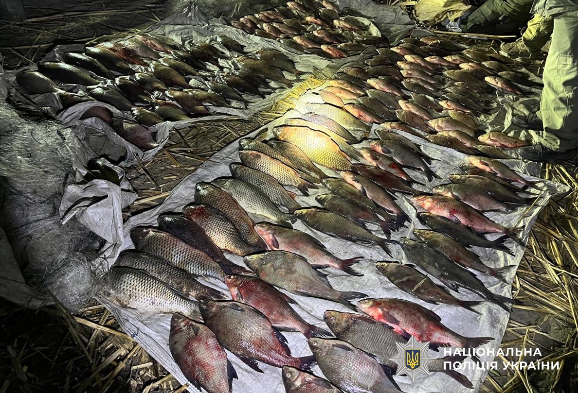 На Кременчуцькому водосховищі спіймали браконьєрів