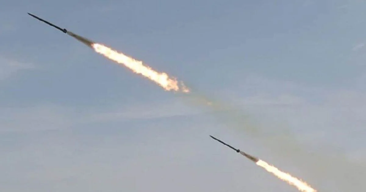 Одразу після оголошення тривоги росіяни атакува...