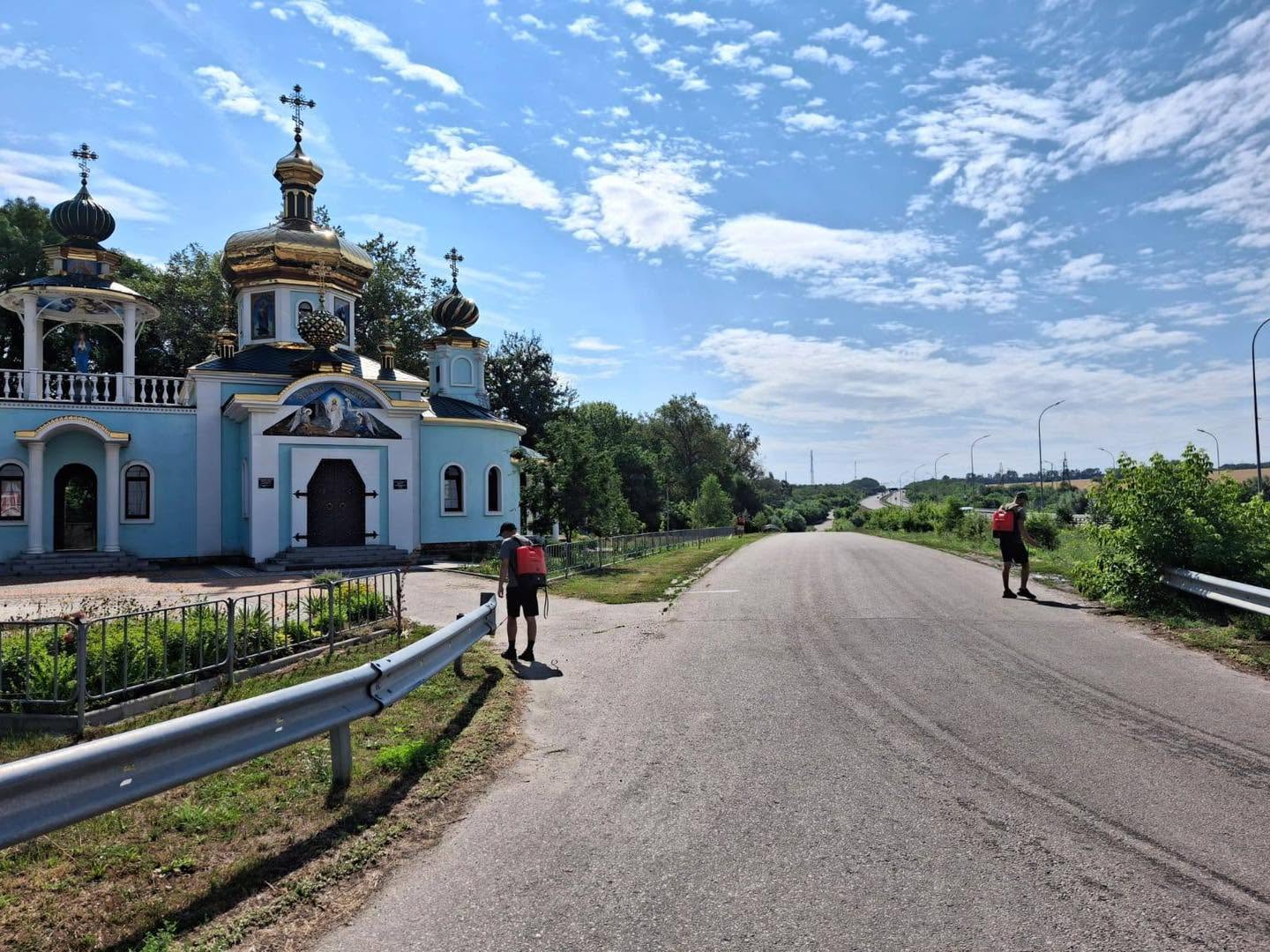 Обробку від амброзії почали зі старостатів Полт...