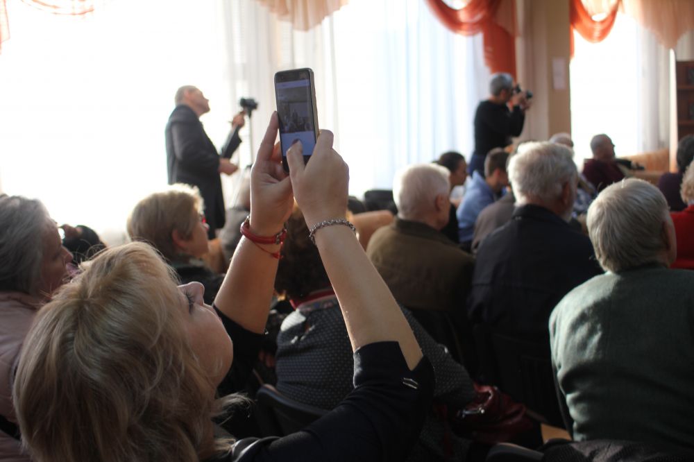 Краєзнавець презентував книгу про відомого оперного співака з Полтавщини