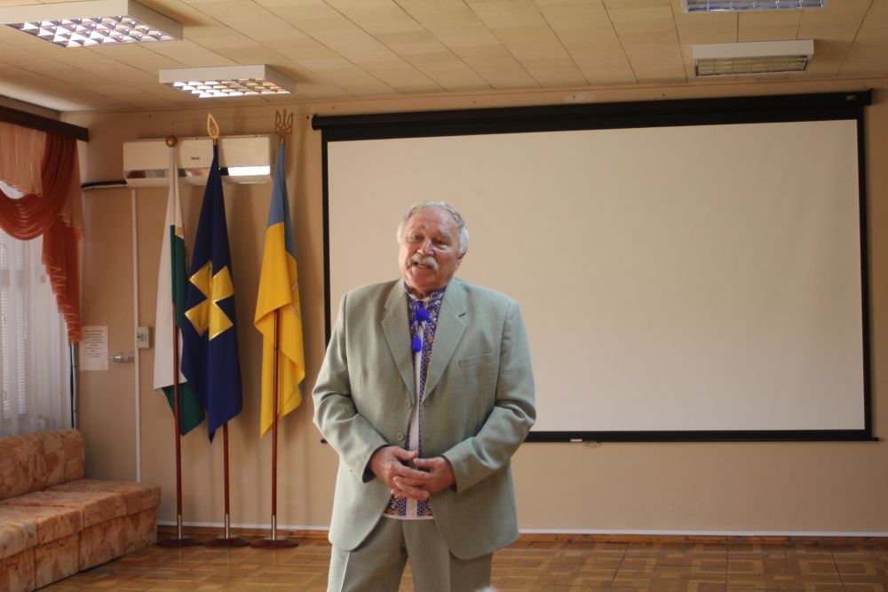 Краєзнавець презентував книгу про відомого оперного співака з Полтавщини