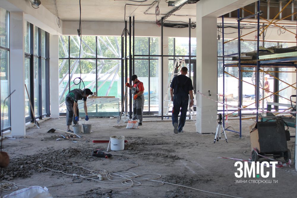 Будівельні роботи всередині ЦНАПу 3 липня 2020 року