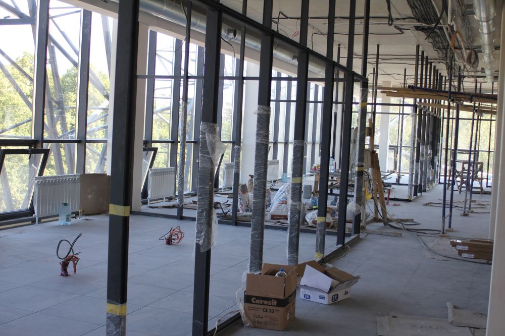 Будівництво ЦНАПу зсередини, 3 липня 2020 року