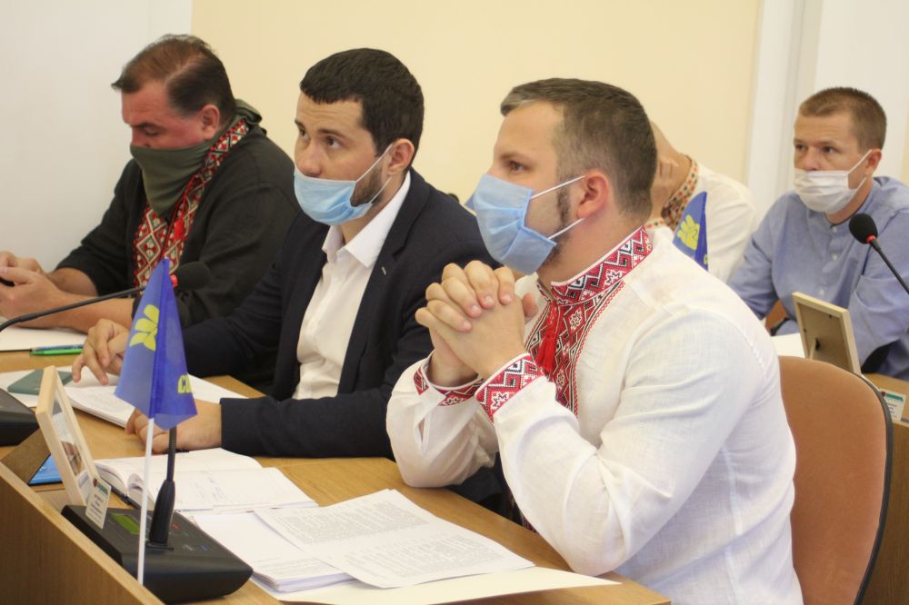 Вадим Ямщиков та Юліан Матвійчук під час сесії 10 липня