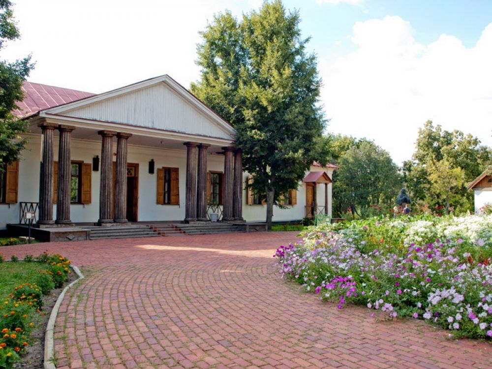 Музей у Гоголево ззовні (Фото – etnotur.ua)
