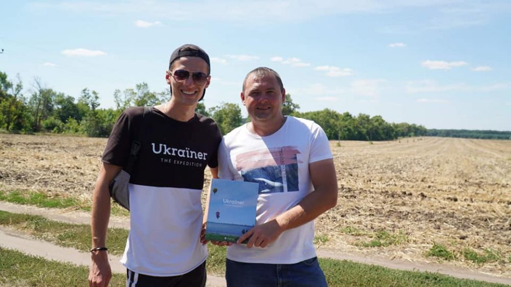 Ukrainer знімає проєкт про Більське городище (Фото з фб-сторінки Ігоря Короста)