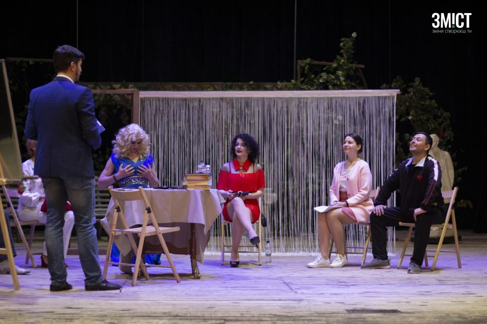 Актори полтавського театру на репетиції