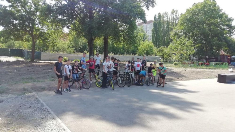 Перші користувачі скейтпарку