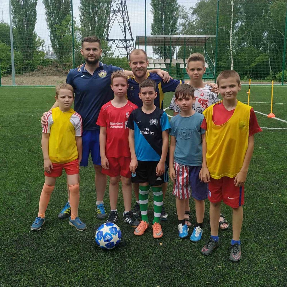 Перший набір до футбольної школи