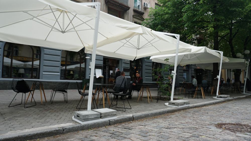 Такий вигляд має літній майданчик кафе 