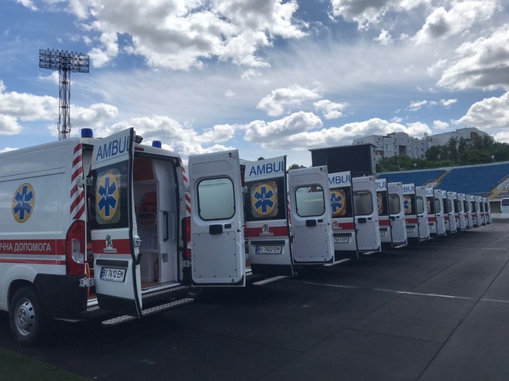 Частину авто перевіряли на стадіоні 