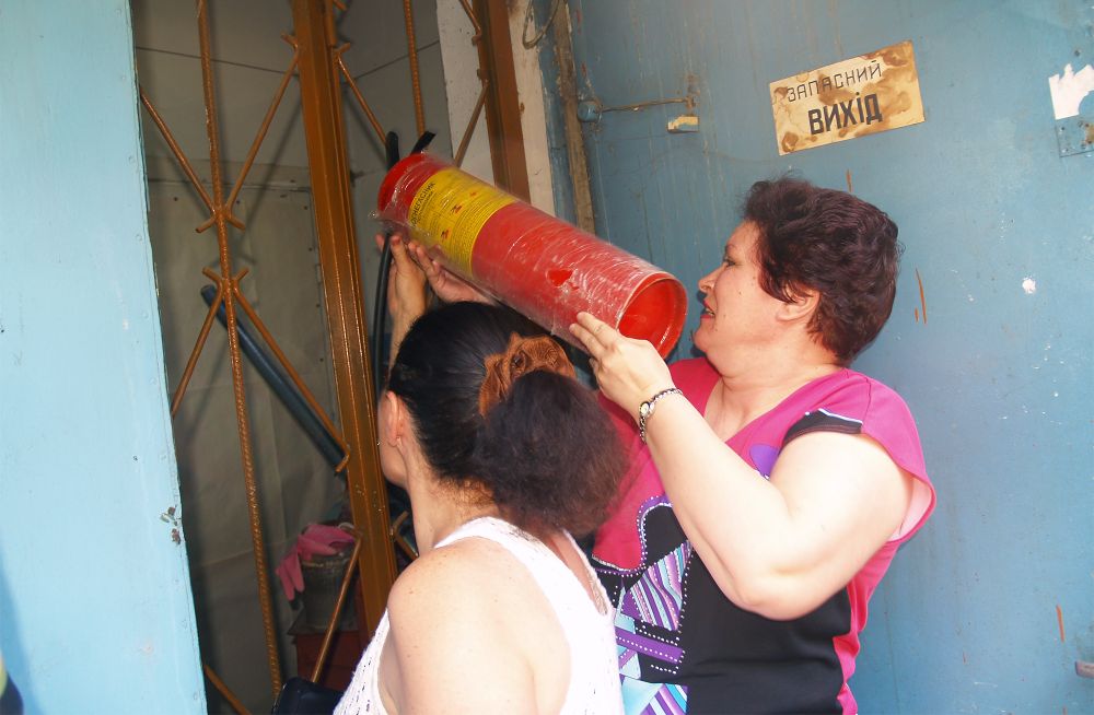  Бібліотекарі намагаються втрапити на роботу