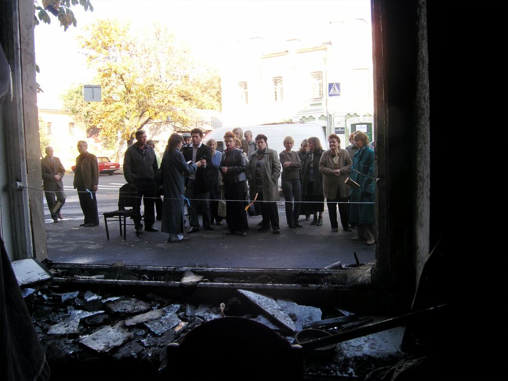 Знищене приміщення дитячої бібліотеки