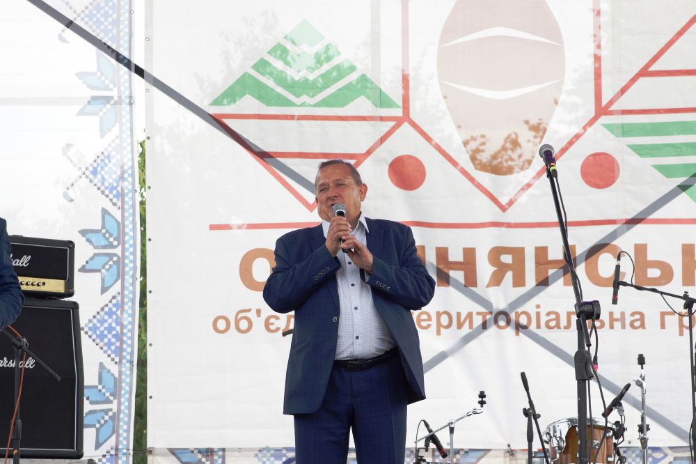 Під Полтавою триває «сливовий» фестиваль