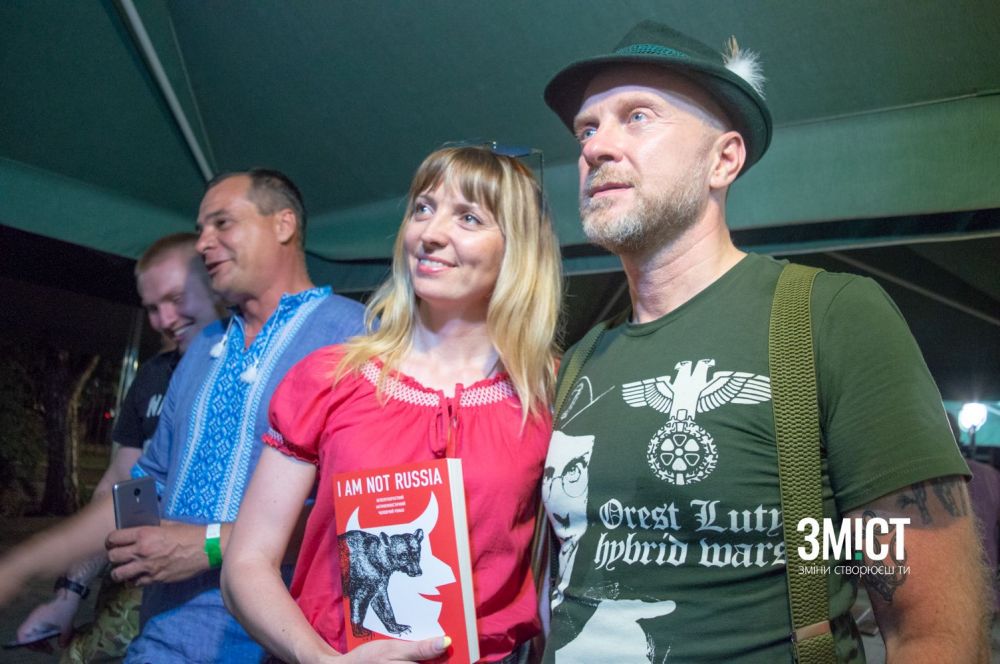 «I am not Russia»: Антін Мухарський презентував антифеміністичний роман у Полтаві