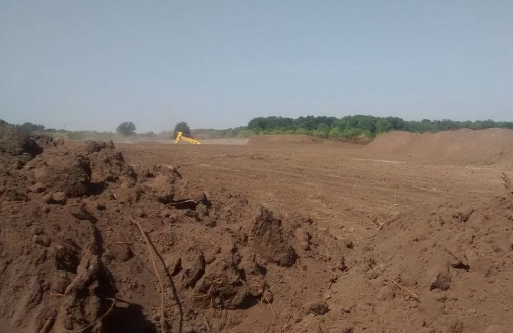 Незаконний видобуток глини у Хорольському районі (Джерело - twitter.com/poltava_x, poltava.to)