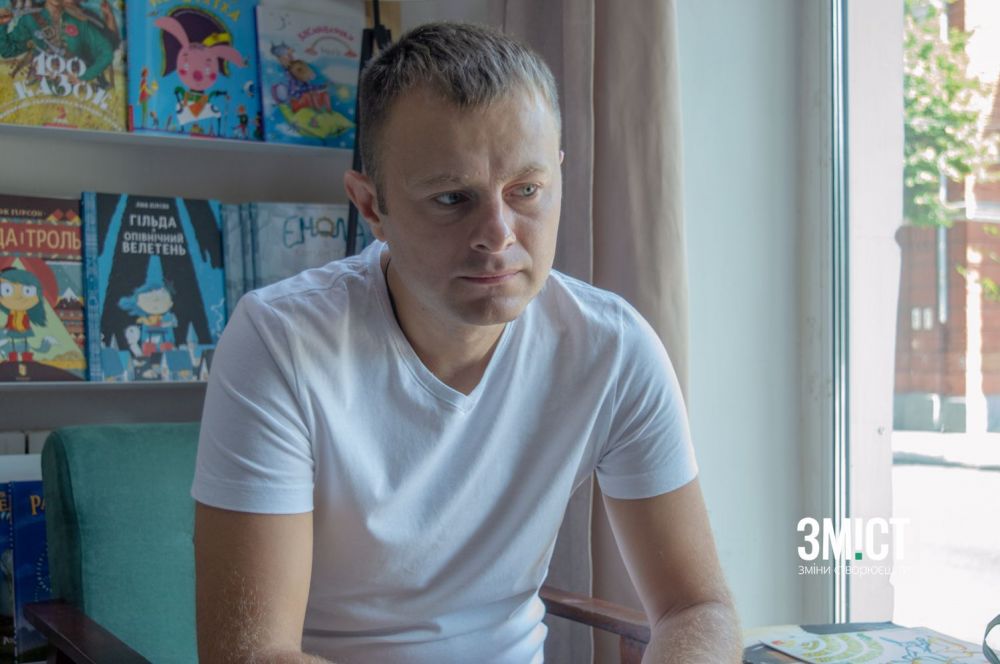 Відразу у приймальній мене «прийняли» правоохоронці. Головне, що грошей я в руки не брав, і відбитків моїх на них немає.