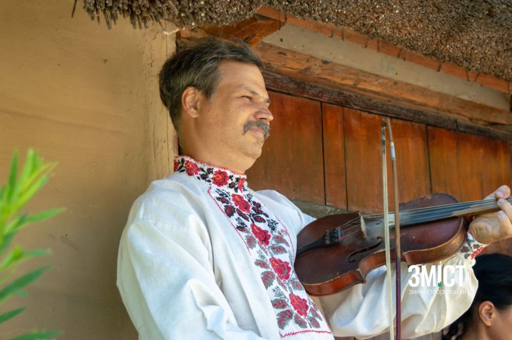 У садибі Котляревського відіграли весілля з минулого