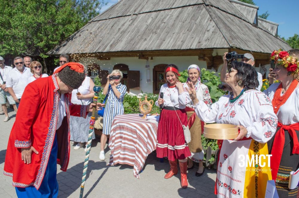 У садибі Котляревського відіграли весілля з минулого